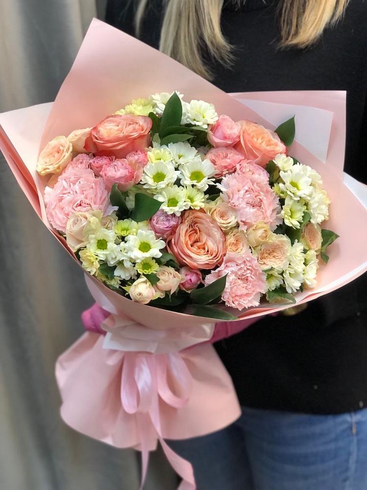 Букет цветов из: Гвоздики, Розы и Хризантемы в Ухте