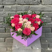 Цветочная композиция из Розы в коробке в Ухте