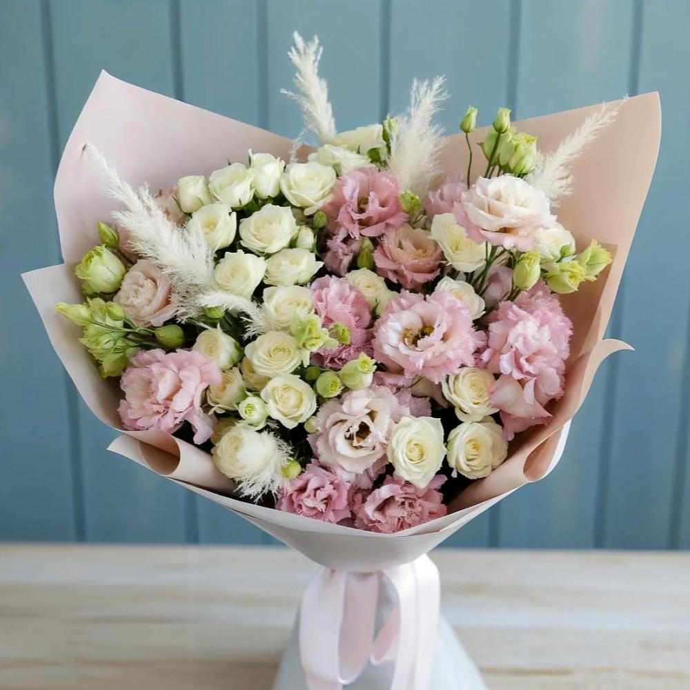 Букет цветов из: Альстромерии и Розы в Ухте