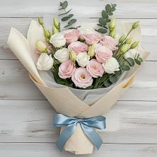 Букет цветов из:  Лизиантусы в Ухте