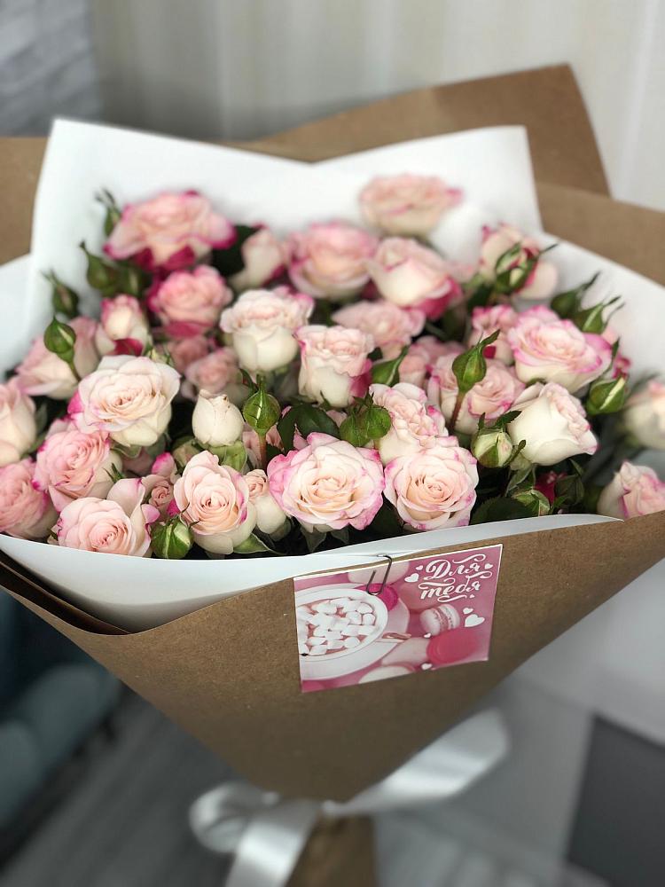 Букет цветов из: Розы в Ухте