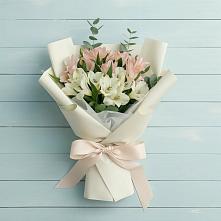 Букет цветов из:  Альстромерии в Ухте