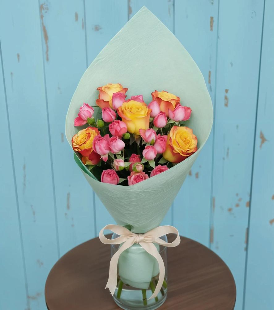 Букет цветов из: Розы в Ухте