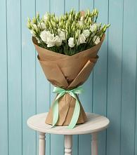 Букет цветов из:  Лизиантусы в Ухте