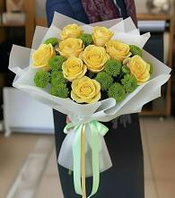 Букет цветов из:  Хризантемы и Розы в Ухте