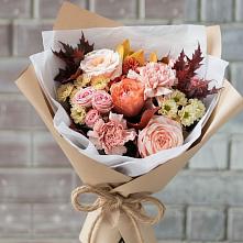 Букет цветов из:  Гвоздики, Хризантемы и Розы в Ухте