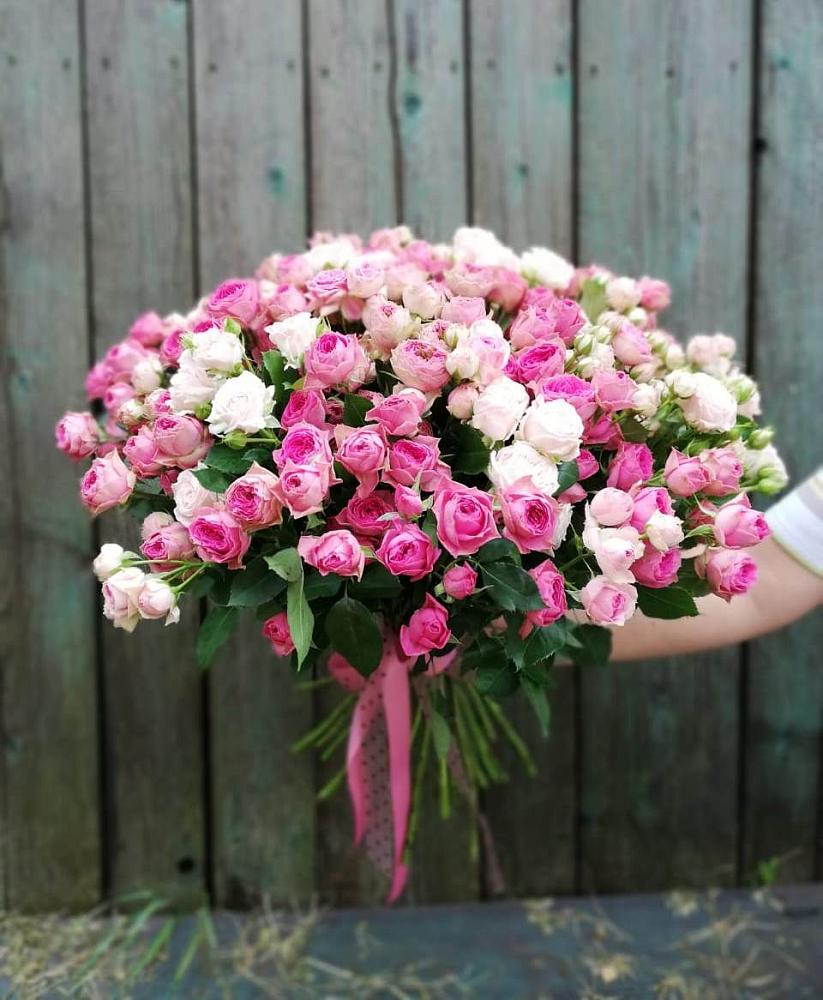Букет Розовые кустовые розы Натали и Лав Лидия в Ухте