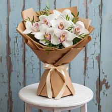 Букет цветов из:  Орхидеи и Розы #REPLACE_PRED# Ухте
